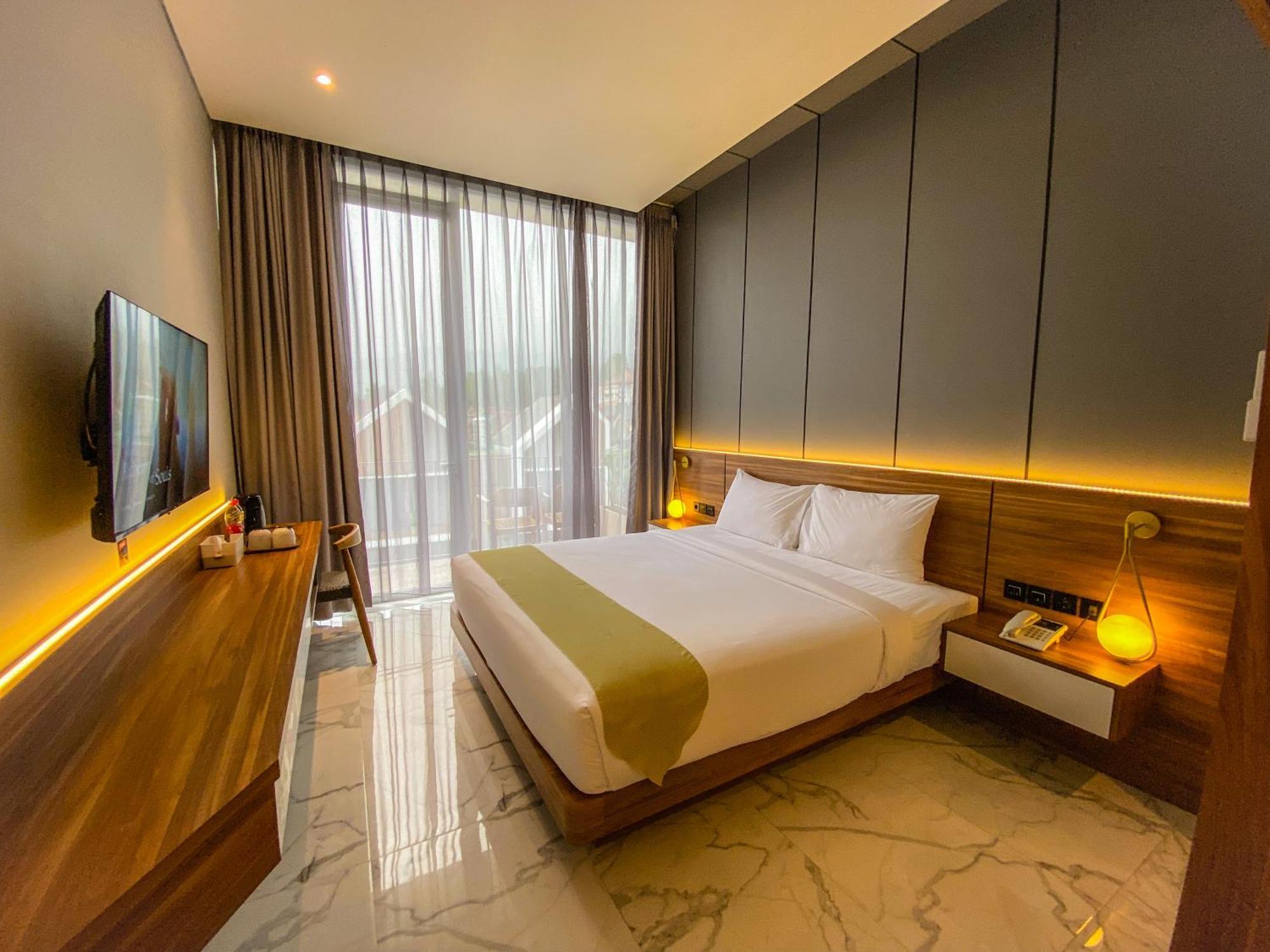 ฟาเซด โฮเต็ล บาย อาซานา Hotel ตาวังมางู ภายนอก รูปภาพ